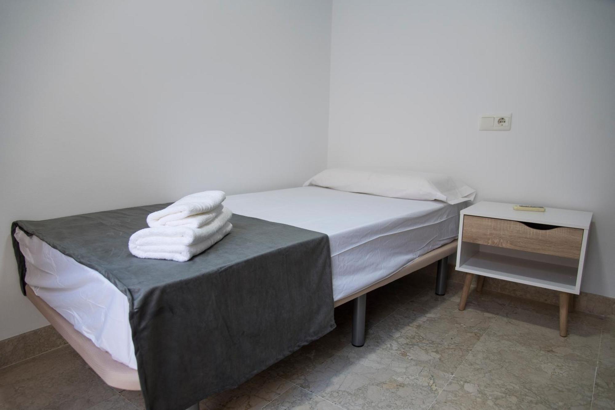 Nightinsevilla Teodosio Free Parking Exterior foto